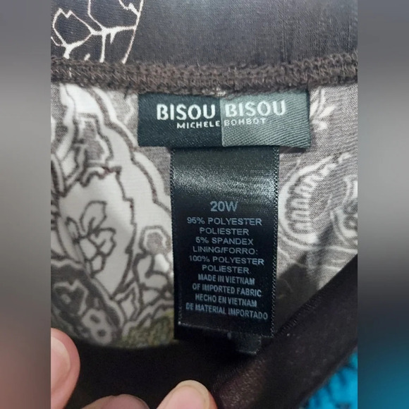 Bisou Bisou Brown, Green and Blue Paisley Print Maxi Dress in Size 20W - Picture 2 of 5